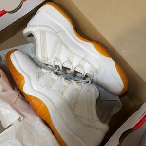 AIR JORDAN 11 RETRO LOW ‘BRIGHT CITRUS’